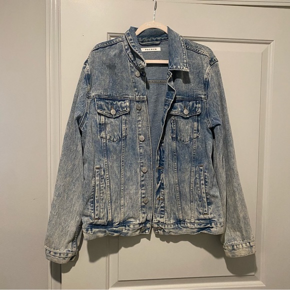 Vintage Inspired Oversized Denim Jacket - Picture 1 of 4